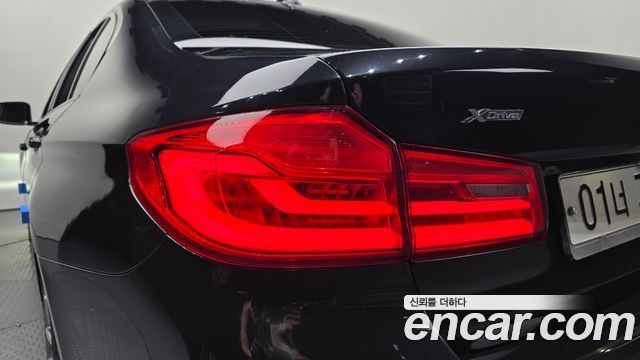 BMW 5 Series (G30) 520d M Sport Package Plus 2017 — фото 23