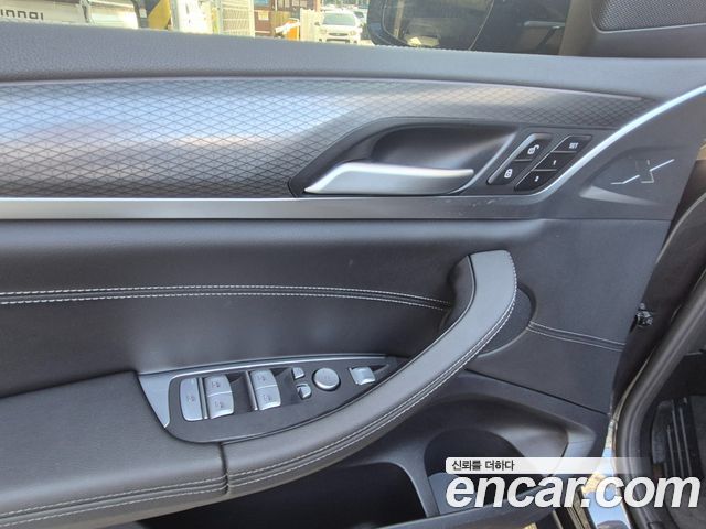 BMW X4 (G02) xDrive20i M Sport 2024 — фото 16