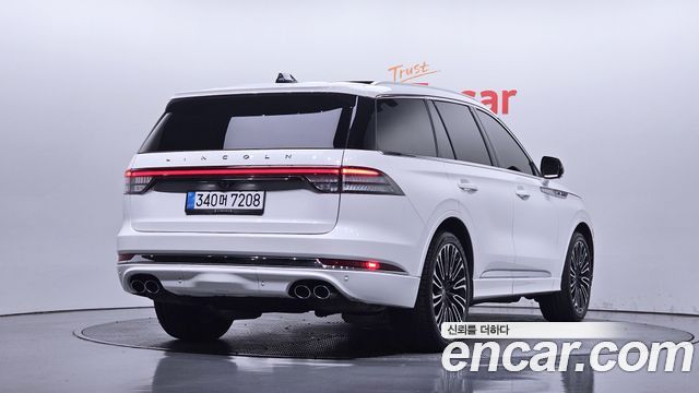 Lincoln Aviator (II) 3.0 Black Label AWD 2025 — фото 2