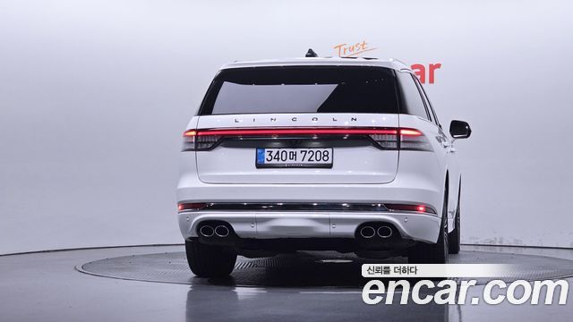 Lincoln Aviator (II) 3.0 Black Label AWD 2025 — фото 4