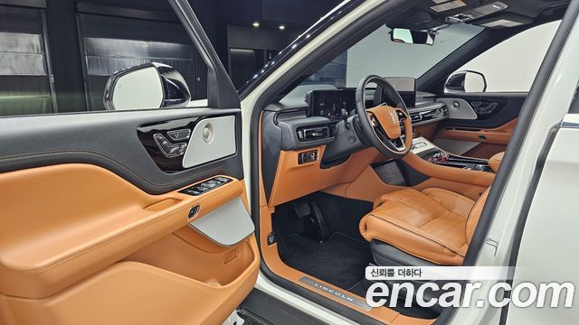 Lincoln Aviator (II) 3.0 Black Label AWD 2025 — фото 10