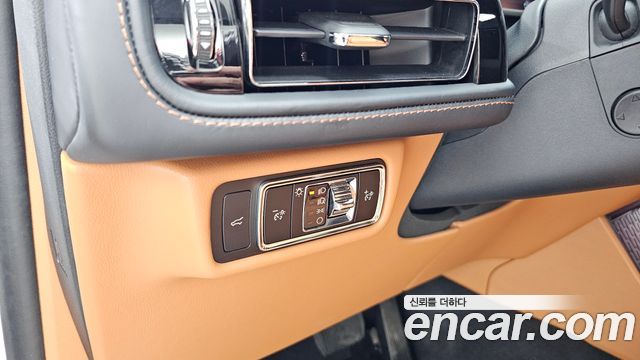 Lincoln Aviator (II) 3.0 Black Label AWD 2025 — фото 36