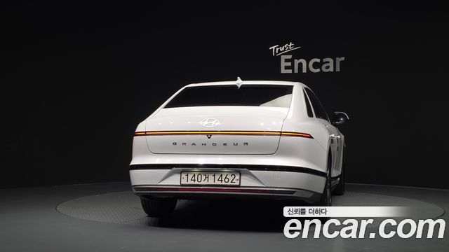 Hyundai Grandeur (GN7) 3.5 LPG 2WD Premium 2023 — фото 4
