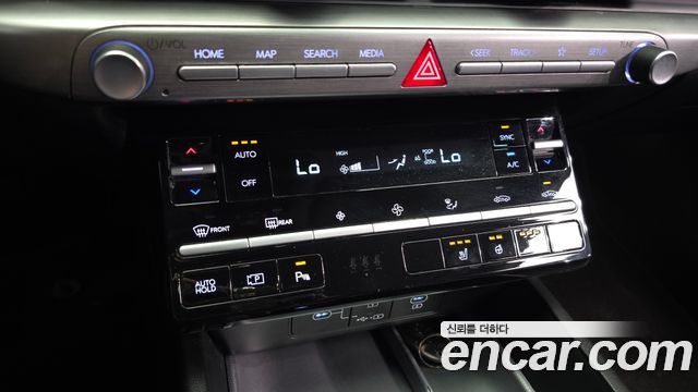Hyundai Grandeur (GN7) 3.5 LPG 2WD Premium 2023 — фото 17