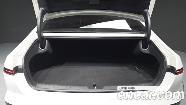 Hyundai Grandeur (GN7) 3.5 LPG 2WD Premium 2023 — фото 20