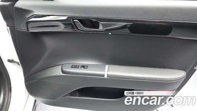 Hyundai Grandeur (GN7) 3.5 LPG 2WD Premium 2023 — фото 25