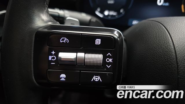 Hyundai Grandeur (GN7) 3.5 LPG 2WD Premium 2023 — фото 29