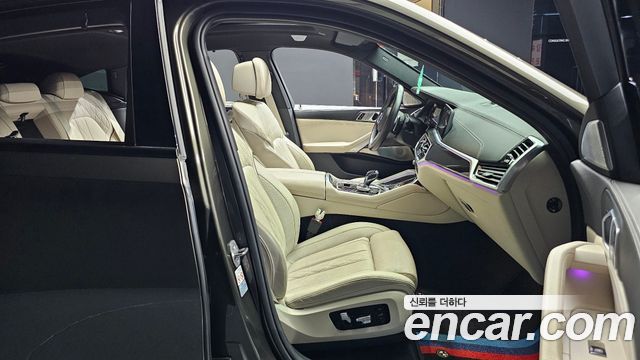 BMW X6 (G06) M50i 2021 — фото 11