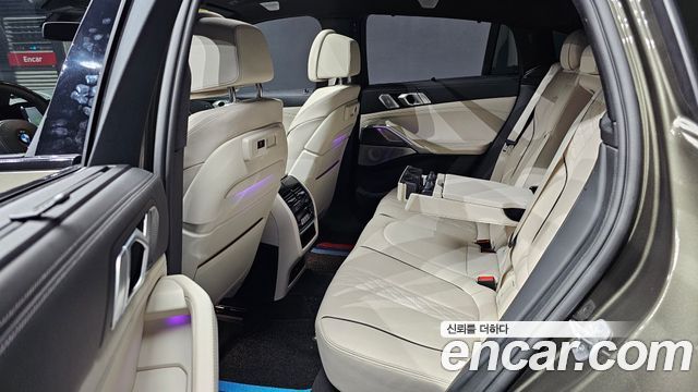 BMW X6 (G06) M50i 2021 — фото 12