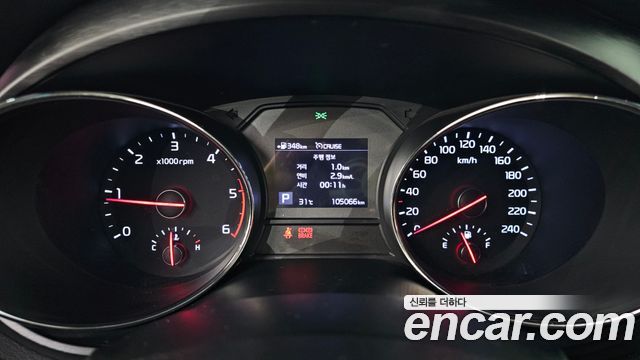 Kia Carnival 9-Seater Luxury 2019 — фото 8