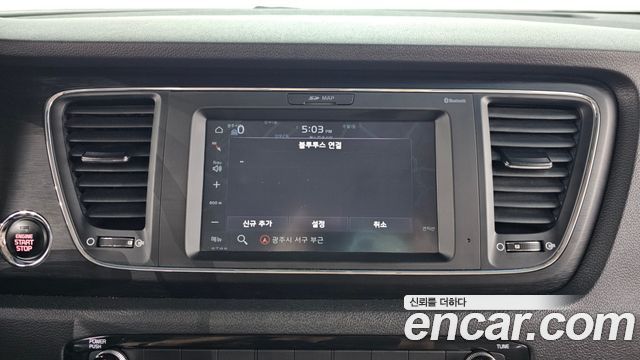 Kia Carnival 9-Seater Luxury 2019 — фото 16