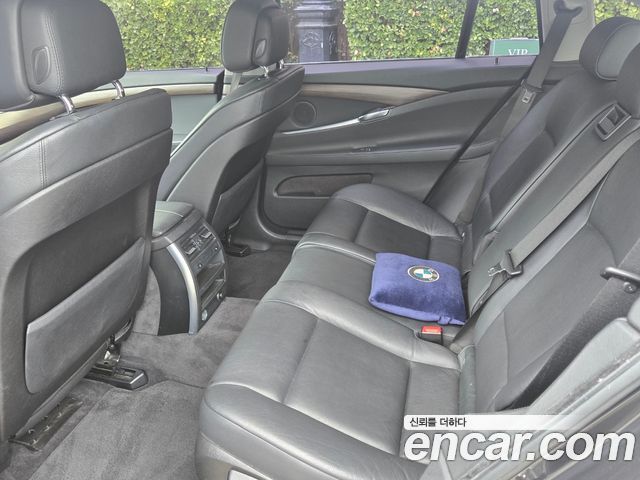 BMW 5 Series GT (F07) GT xDrive 2011 — фото 10