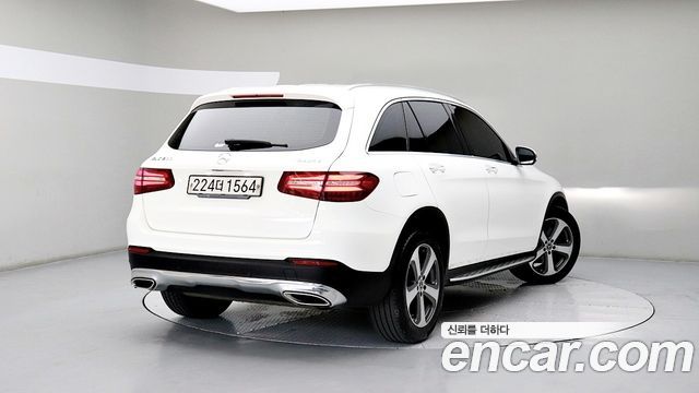 Mercedes-Benz GLC-Class (X253) GLC300 4MATIC 2019 — фото 2