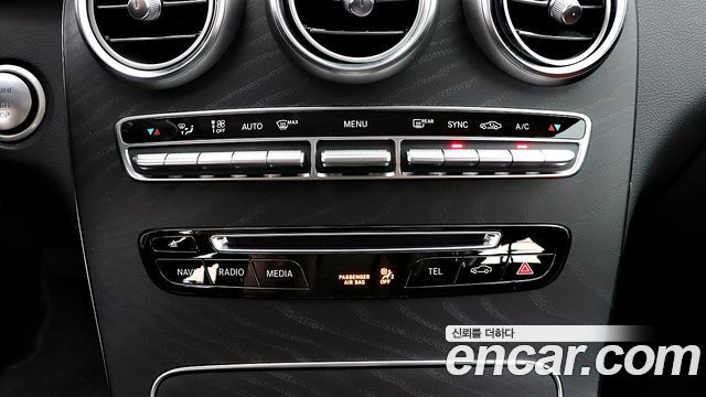 Mercedes-Benz GLC-Class (X253) GLC300 4MATIC 2019 — фото 21
