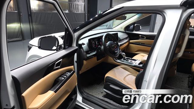 Kia Carnival (IV) Diesel 9-Seater Prestige 2023 — фото 10