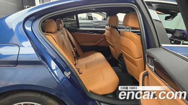 BMW 5 Series (G30) 520i M Sport 2021 — фото 12