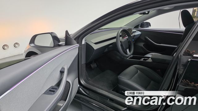Tesla Model 3 RWD 2024 — фото 10