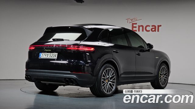 Porsche Cayenne (PO536) 3.0 E-Hybrid 2022 — фото 2