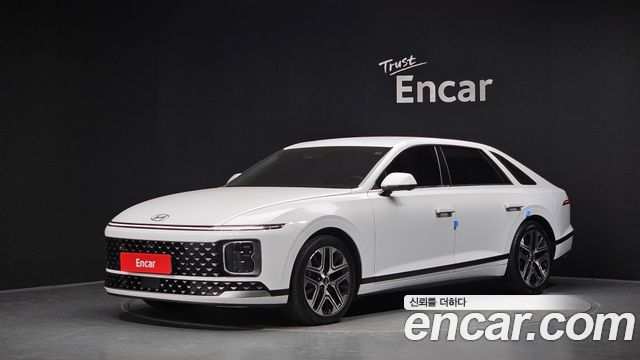 Hyundai Grandeur (GN7) 2,5 Gasoline 2WD Exclusive 2023 — фото 1