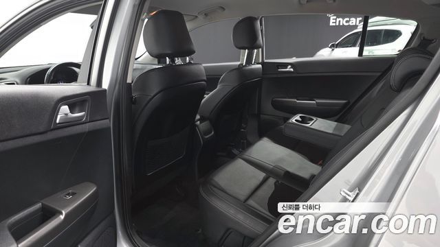 Kia Sportage The Bold Diesel 2.0 2WD Trendy 2020 — фото 11