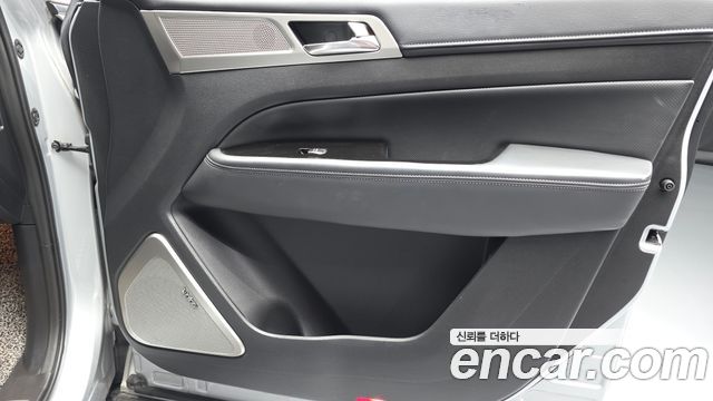 KG Mobility (SsangYong) G4 Rexton Diesel 2.2 2WD Majesty 2018 — фото 24