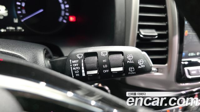 KG Mobility (SsangYong) G4 Rexton Diesel 2.2 2WD Majesty 2018 — фото 30