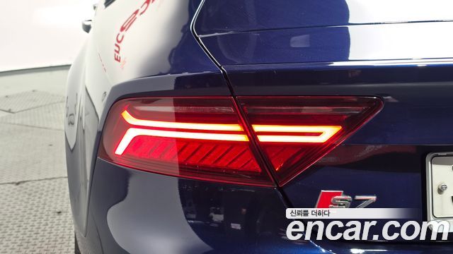 Audi S7 4.0 TFSI quattro 4G 2014 — фото 23