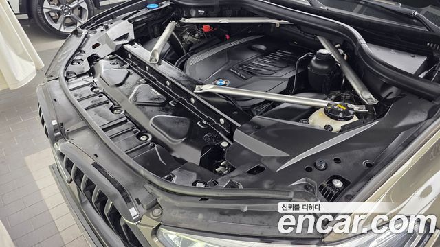 BMW X6 (G06) xDrive40i M Sport 2022 — фото 6