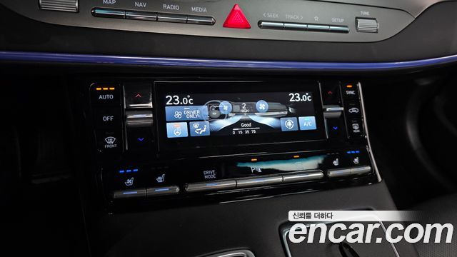 Hyundai Grandeur Hybrid (IG) Le Blanc 2023 — фото 17