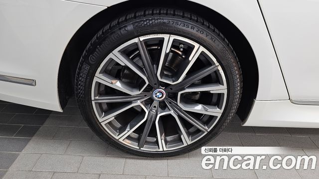 BMW 7 Series (G11) 730Ld xDrive M Sport 2020 — фото 5