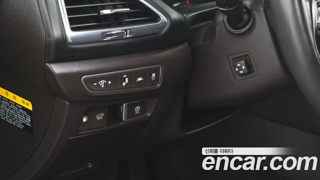 Genesis G90 3.8 AWD Prestige 2020 — фото 15