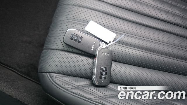 Kia K8 Hybrid Signature 2023 — фото 18