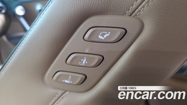 Genesis GV60 Standard AWD 2022 — фото 18