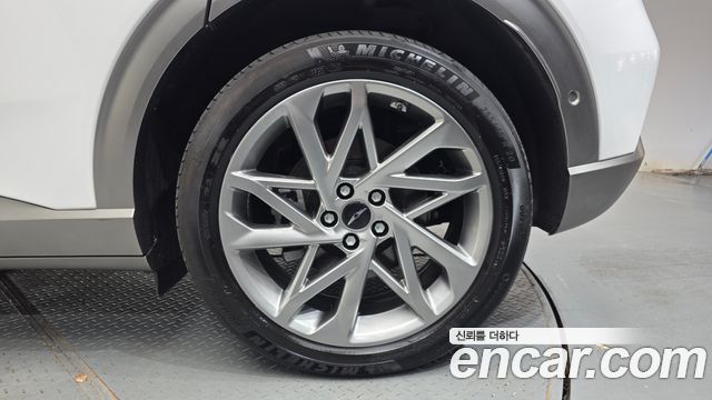 Genesis GV60 Standard AWD 2022 — фото 21