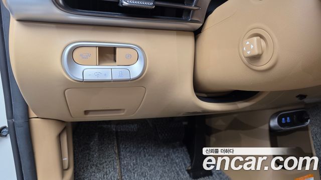 Genesis GV60 Standard AWD 2022 — фото 28