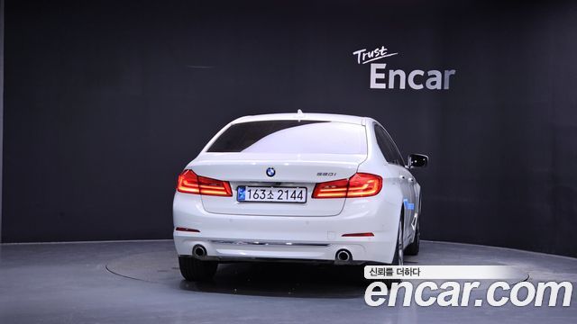 BMW 5 Series (G30) 520i Luxury 2018 — фото 4