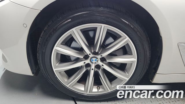 BMW 5 Series (G30) 520i Luxury 2018 — фото 5