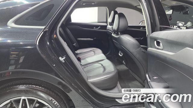 Kia K5 (III) 2.0 Trendy 2023 — фото 15