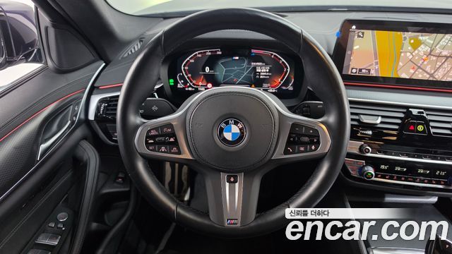 BMW 5 Series (G30) 523d M Sport 2023 — фото 13