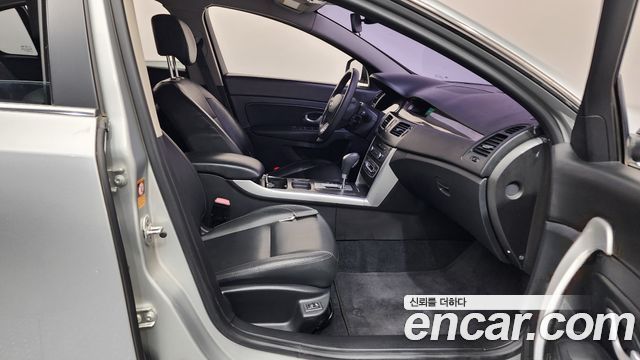 Renault Korea SM5 Platinum Diesel D 2014 — фото 11