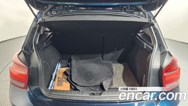 BMW 1 Series (F20) 118d Sport 5Door 2015 — фото 16