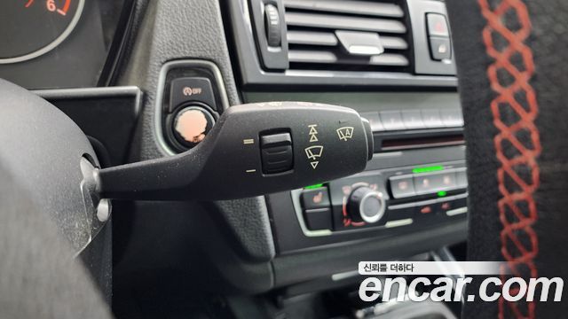 BMW 1 Series (F20) 118d Sport 5Door 2015 — фото 20