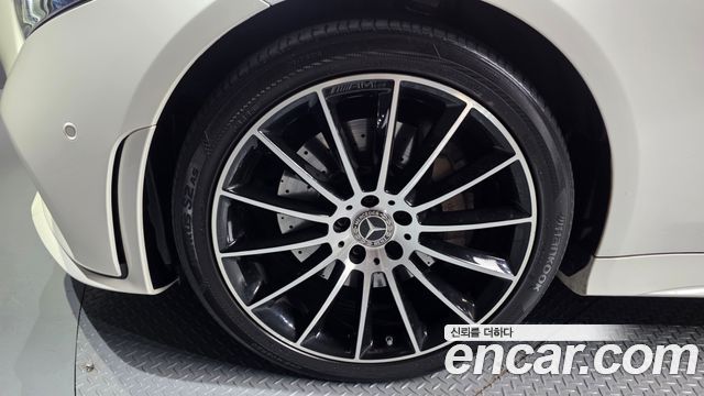 Mercedes-Benz CLS-Class (C257) CLS400d 4MATIC AMG Line 2019 — фото 5