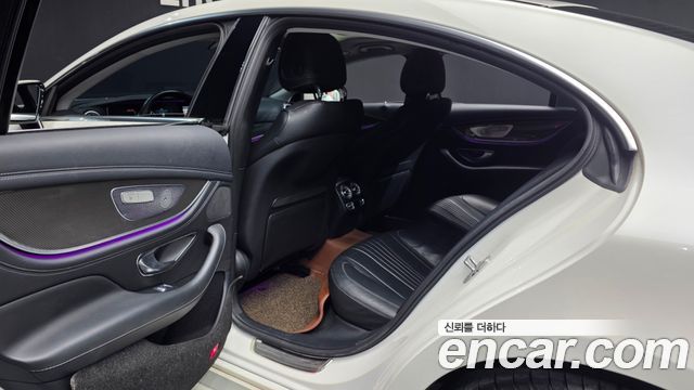 Mercedes-Benz CLS-Class (C257) CLS400d 4MATIC AMG Line 2019 — фото 26