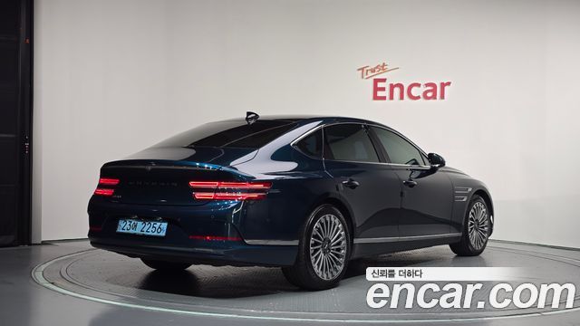 Genesis Electrified G80 (RG3) e-AWD 2022 — фото 2