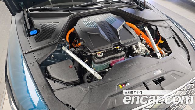 Genesis Electrified G80 (RG3) e-AWD 2022 — фото 6