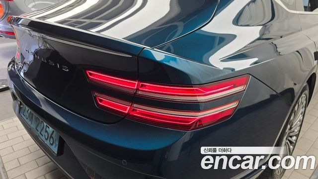 Genesis Electrified G80 (RG3) e-AWD 2022 — фото 23