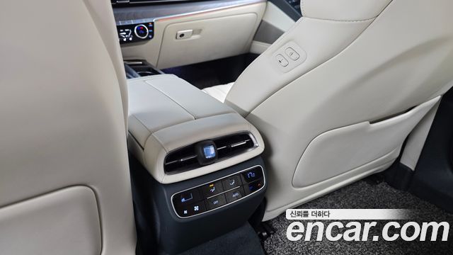 Genesis Electrified G80 (RG3) e-AWD 2022 — фото 32