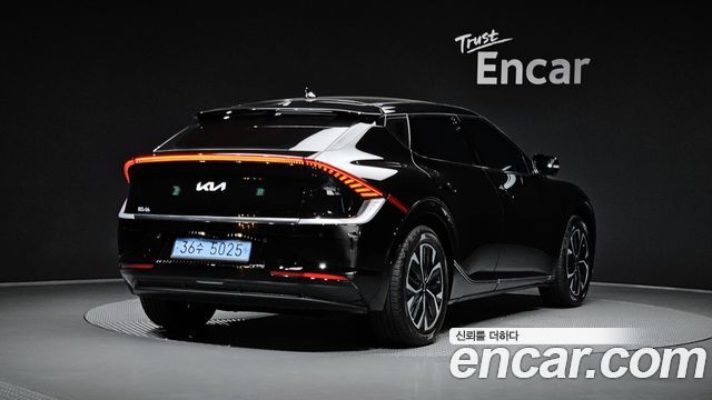 Kia EV6 Long Range Earth 2023 — фото 2