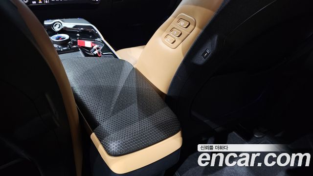 Kia EV6 Long Range Earth 2023 — фото 35